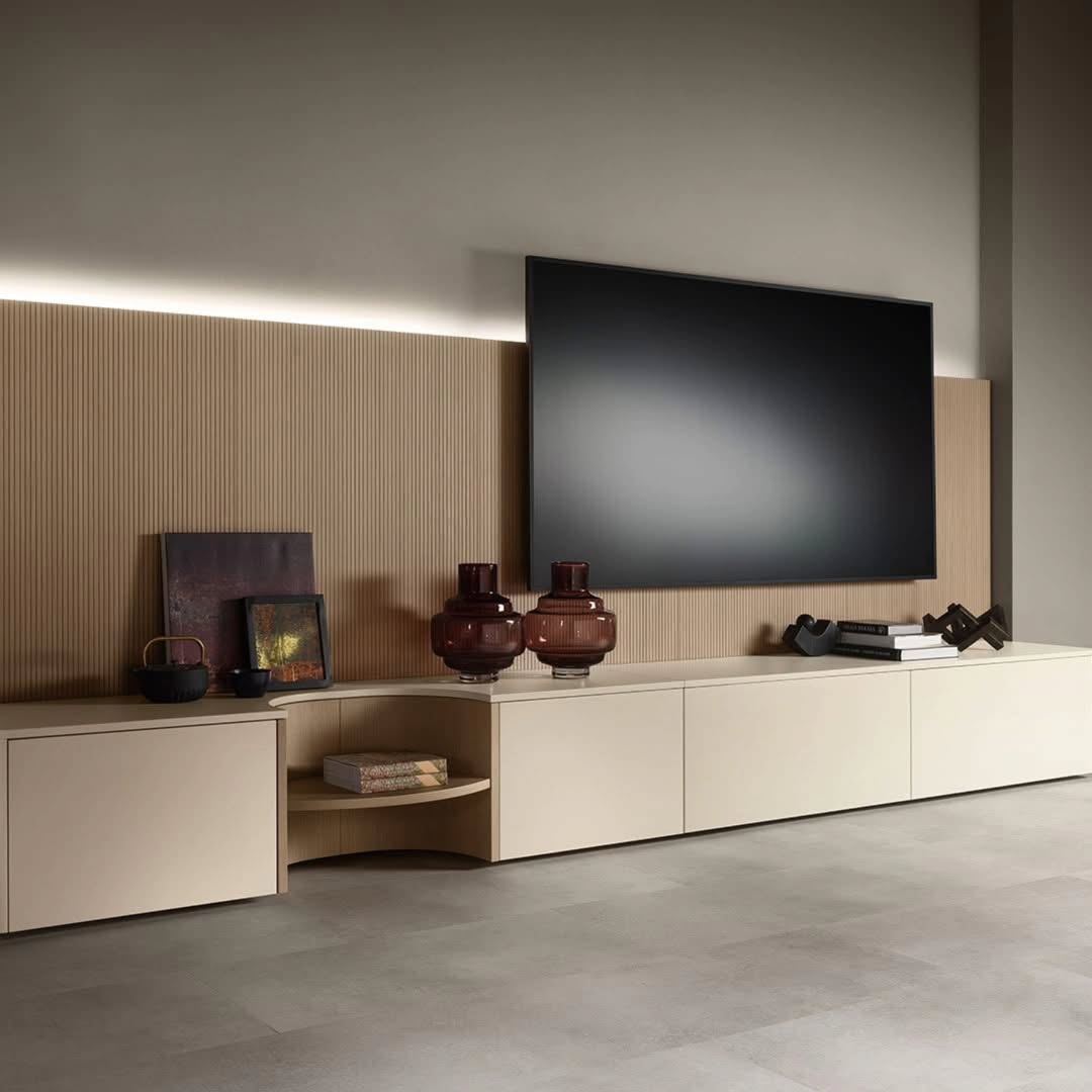 Living, Dining & Display gallery photo 4